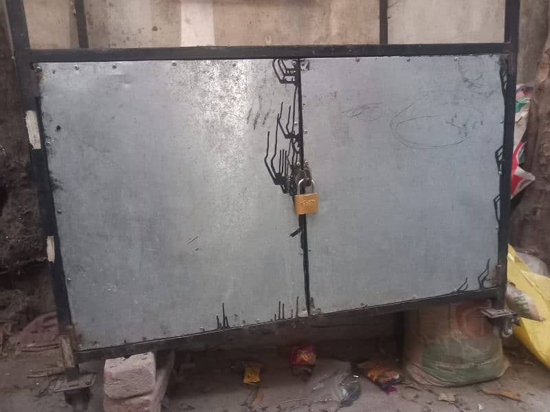 بریانی کاونٹر برائے فروخت 0
