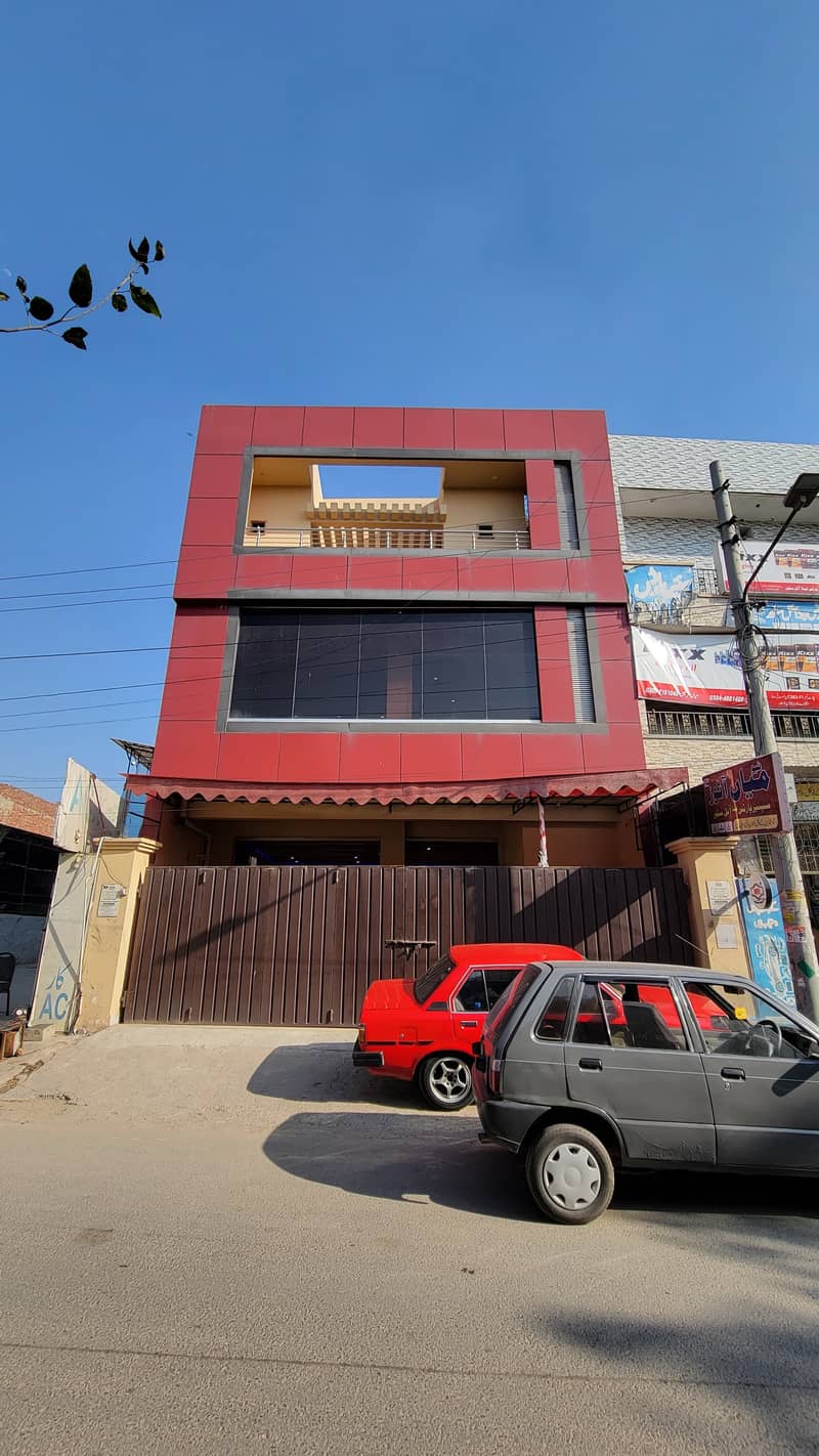 10 marla Ground floor available for Rent in johar town 3