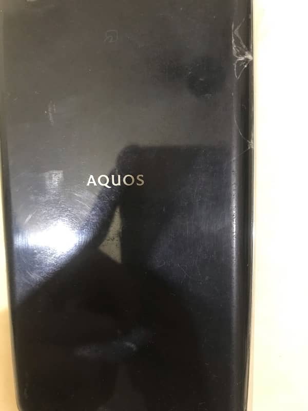 Sharp Aqous R2 4/64 6