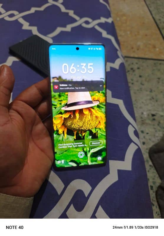 5 se 6 month ki warrnty main hai8+5 gb ram 256 gb room mint condition 3