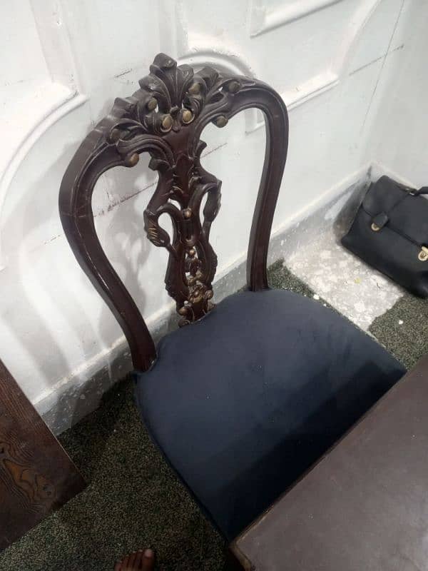 Dining table 3