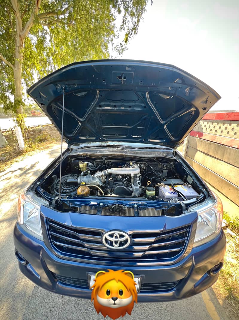 TOYOTA HILUX VIGO 2007 MODEL 11
