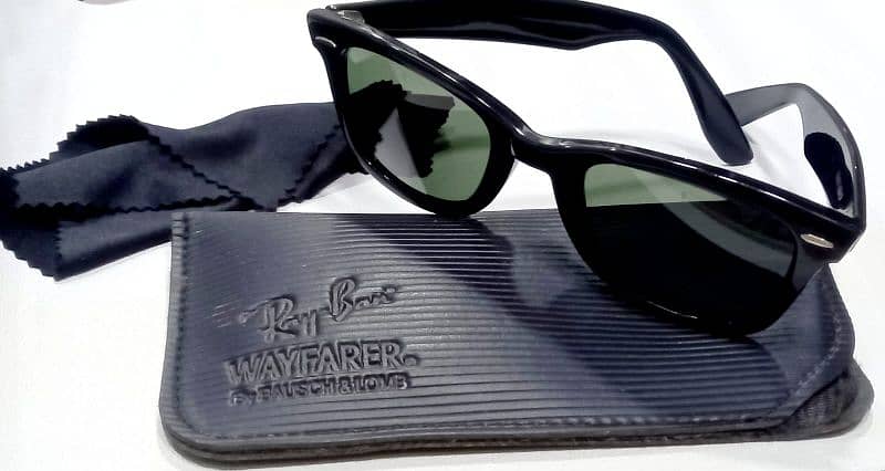 *Ray-Ban WAYFARER by Bausch & Lomb Vintage Sunglasses First Generation 2