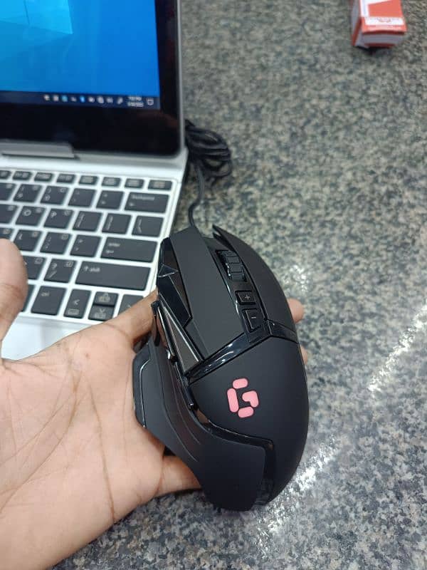 Gaming mouse with 7200 dpi speed 1