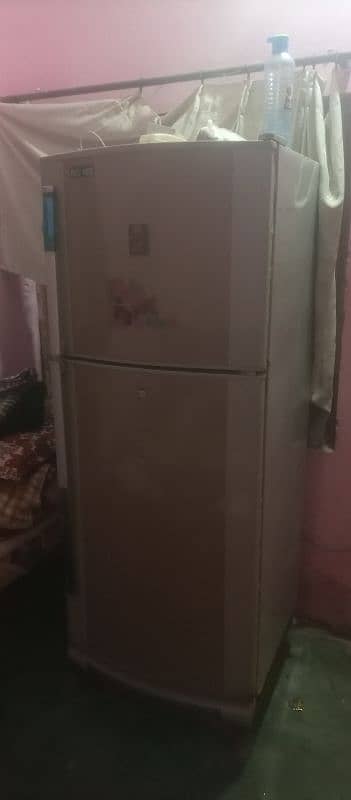 refrigerator for sale full size dowlence 0