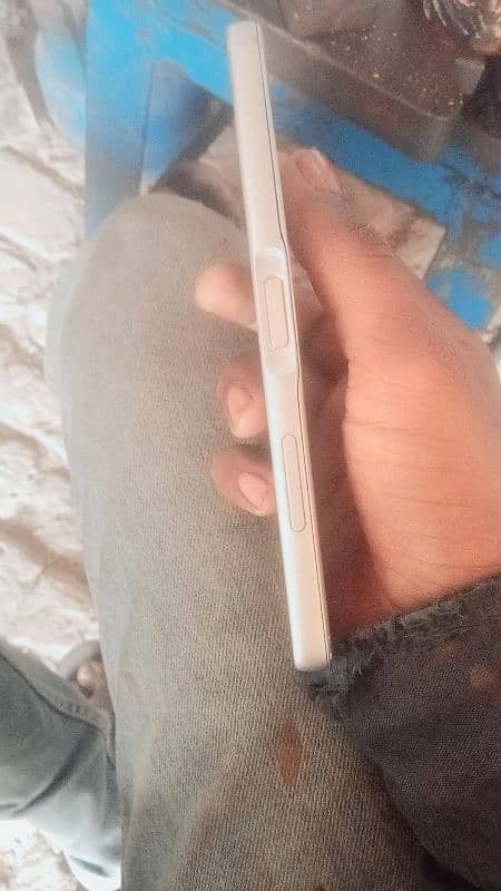 Docomo f01k 4/32 non pta for sale side fingerprint 2