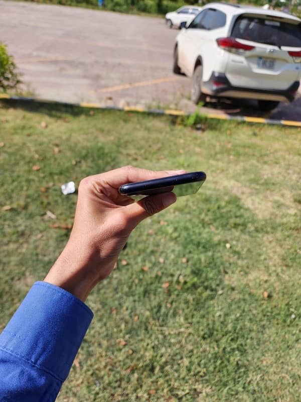 iPhone XR 128 non pta 2