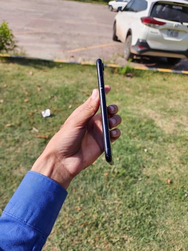 iPhone XR 128 non pta 5
