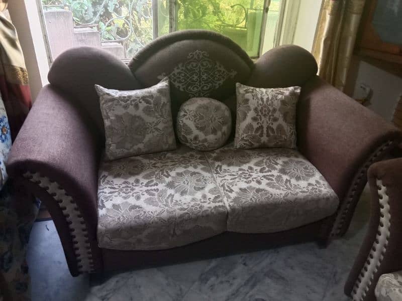 7 seater sofa 1
