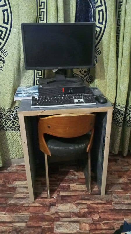 computer tabl for sale 0