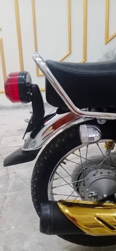 Honda 125 4