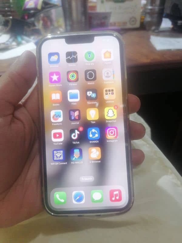 i phone 13 promax 256gb in excellent condition 0