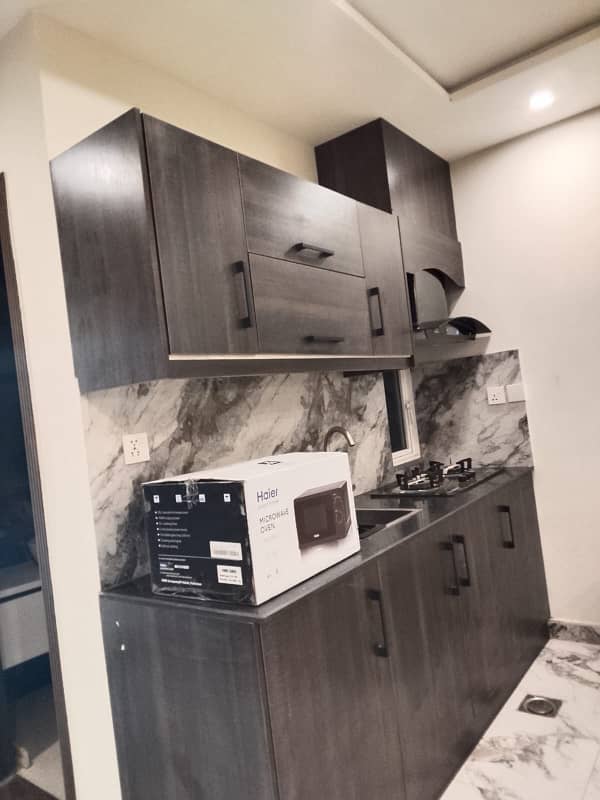 280 Sq Ft Studio Facing Eiffel Tower Apartment Available For Sale In Sector E Bahria Town Lahore 4