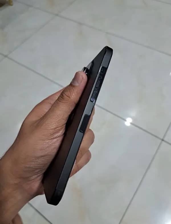 iPhone 14 Pro Max - PTA Approved - Excellent Condition 3