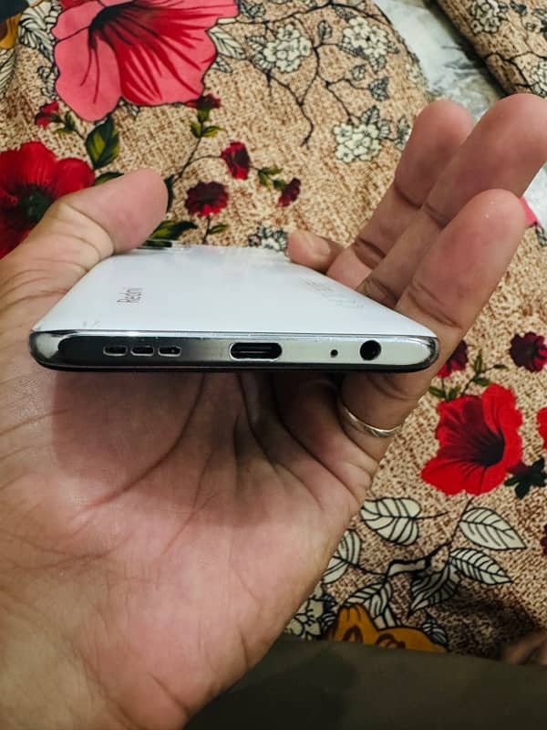 Redmii Note 10 4