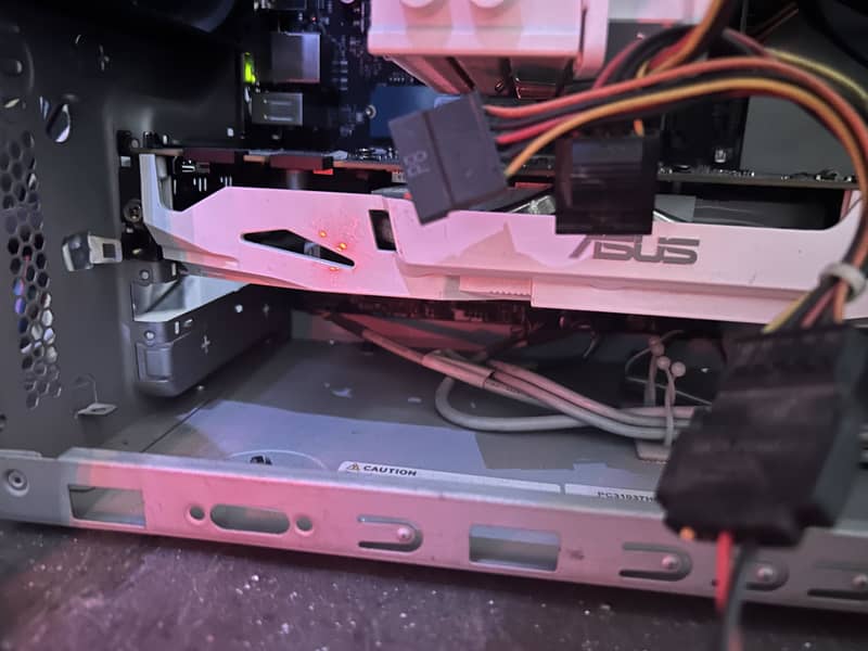 GTX 1070 8 GB Asus White 1