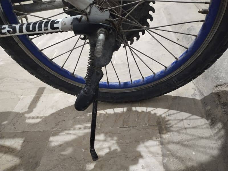 cycle for sale in very good condition 10