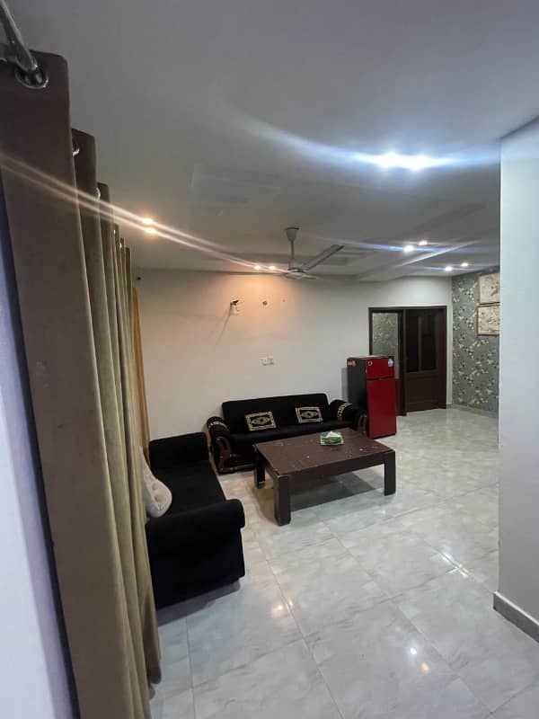 550 Sq Ft 1 Bed Apartment Facing Eiffel Tower Available For Rent In Sector E Bahria Town Lahore 1