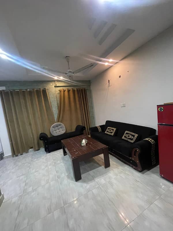 550 Sq Ft 1 Bed Apartment Facing Eiffel Tower Available For Rent In Sector E Bahria Town Lahore 2