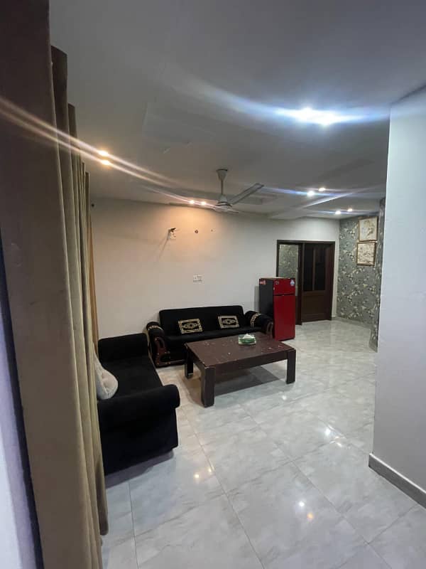 550 Sq Ft 1 Bed Apartment Facing Eiffel Tower Available For Rent In Sector E Bahria Town Lahore 4