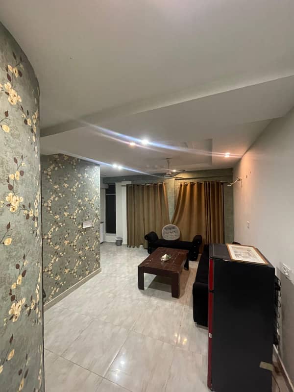 550 Sq Ft 1 Bed Apartment Facing Eiffel Tower Available For Rent In Sector E Bahria Town Lahore 6