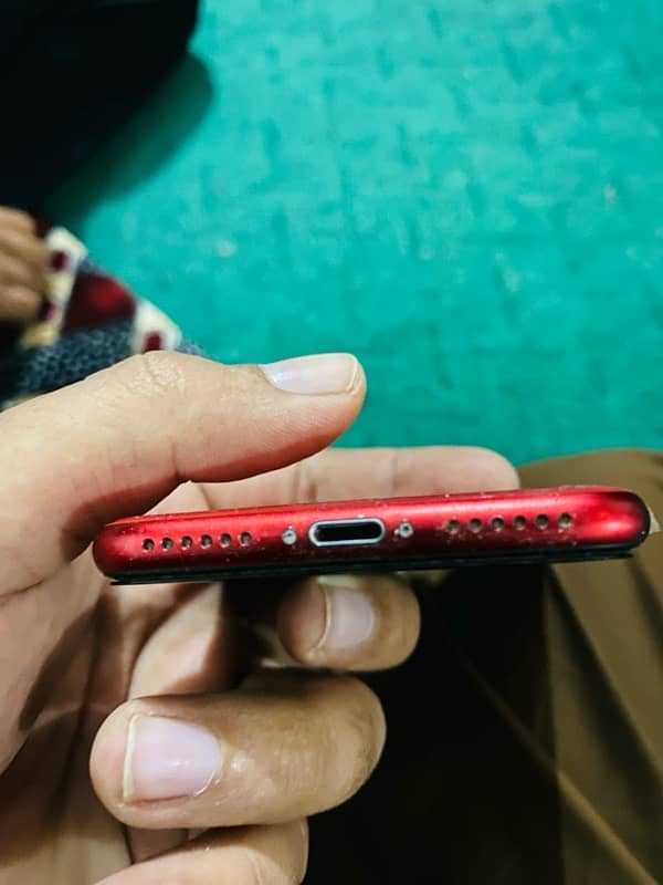 i phone SE JV 0