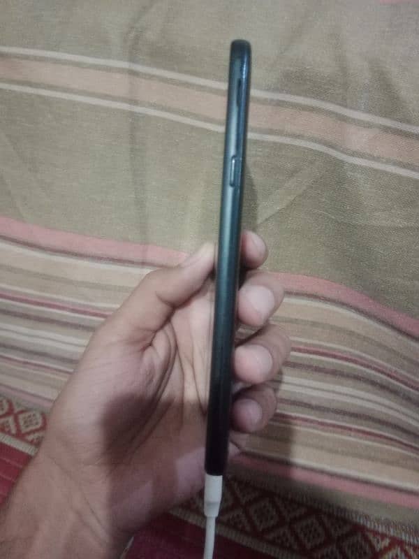 Samsung mobile . . 3/32 . . finger okyy 1