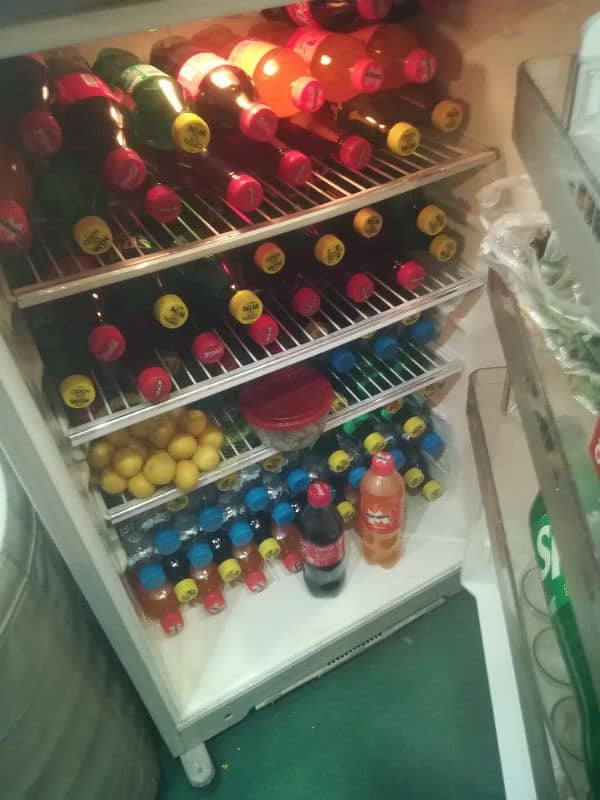 dawlance fridge 1