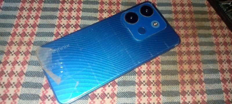 Infinix smart 7 4/64 sild pis he all ok 0