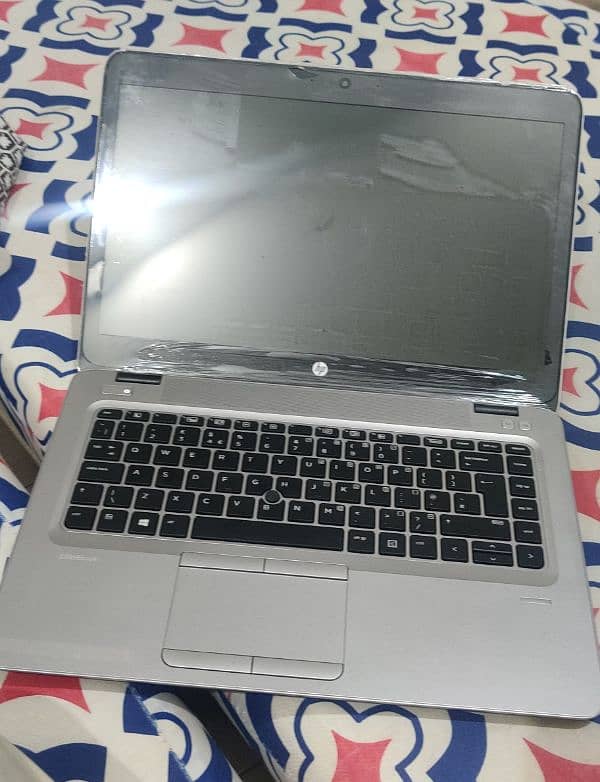 HP Laptop for Sale!  AMD A12 | 4GB RAM | 256GB SSD  46,000 PKR Final 4