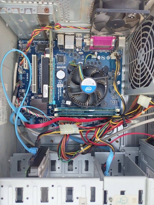 Gaming Setup Exchange with Decent Laptop. Read Ad Description. 10