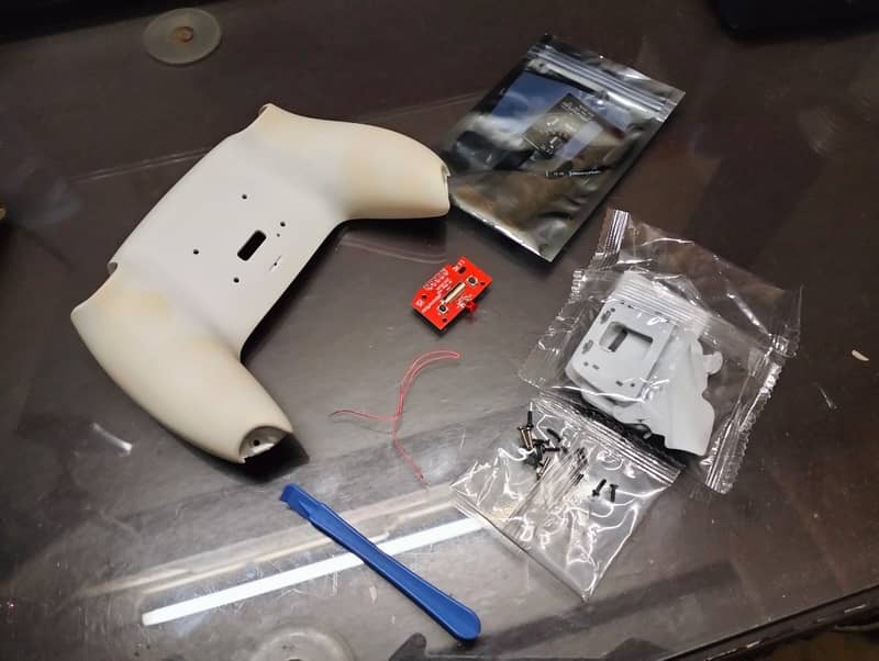 eXtremeRate Remappable RISE 2.0 Remap Kit Grip Back Paddles Button PS5 4
