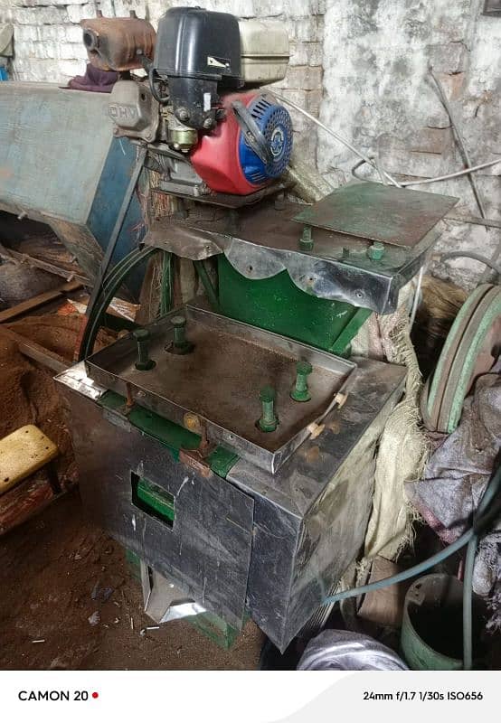 ganna belna sath jernator for sale  in Gujranwala 0