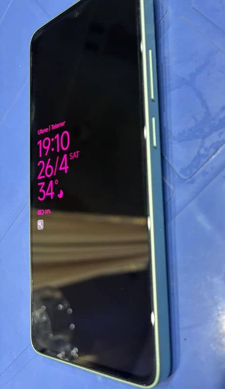 Redmi note 13 mint green color. 0