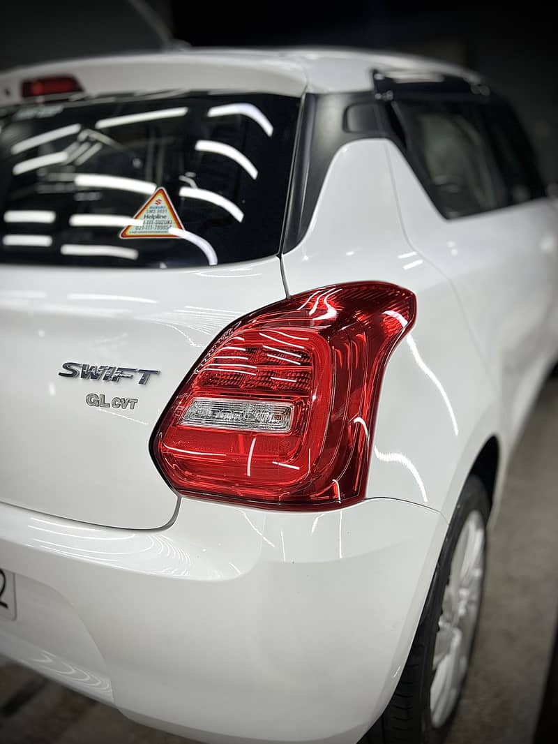 Suzuki swift gl cvt 2