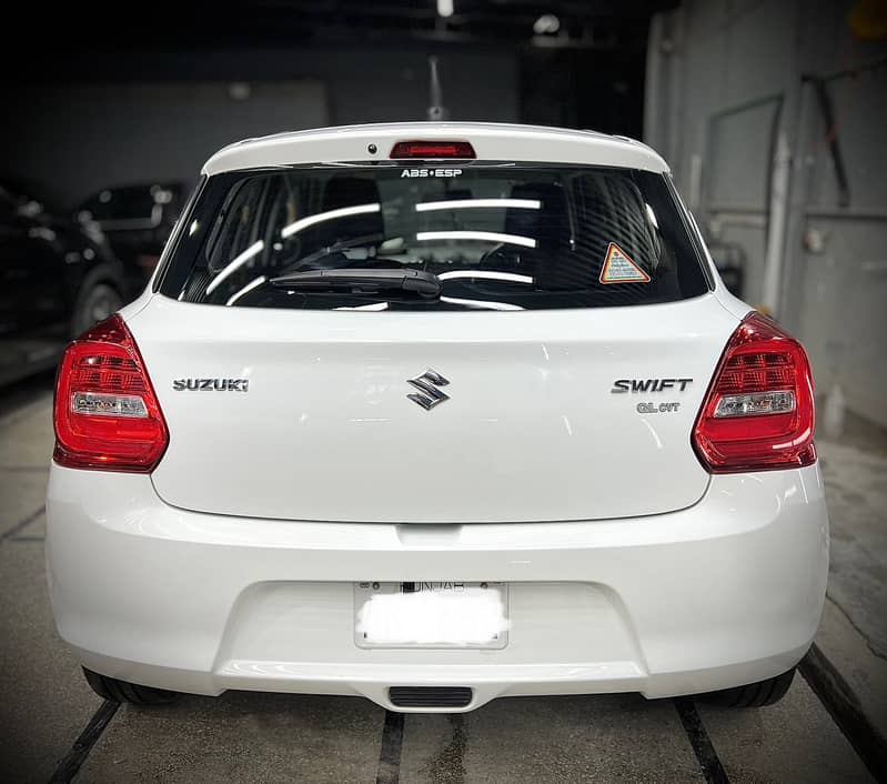 Suzuki swift gl cvt 4