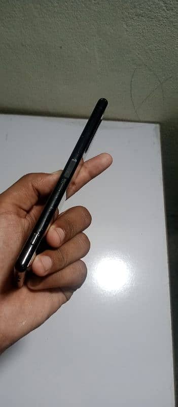 Sony Xperia 5 0