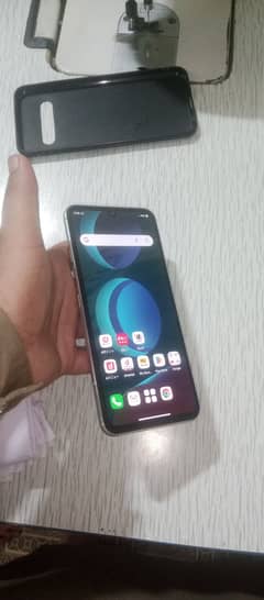 LG