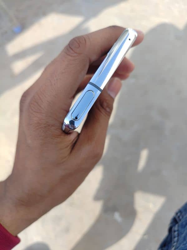 Fujitsu Arrows F52-A 5G  Official PTA 2