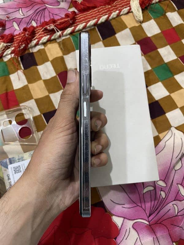 tecno pova 5 pro 5g 4