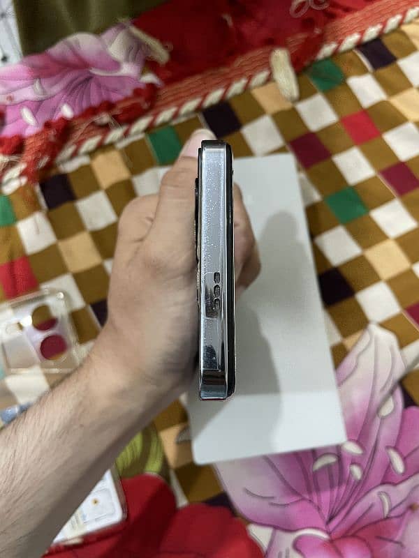 tecno pova 5 pro 5g 6