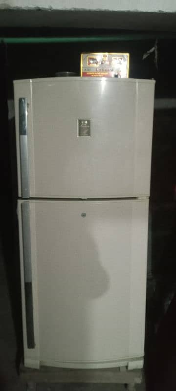 Dawlance Refrigerator 0