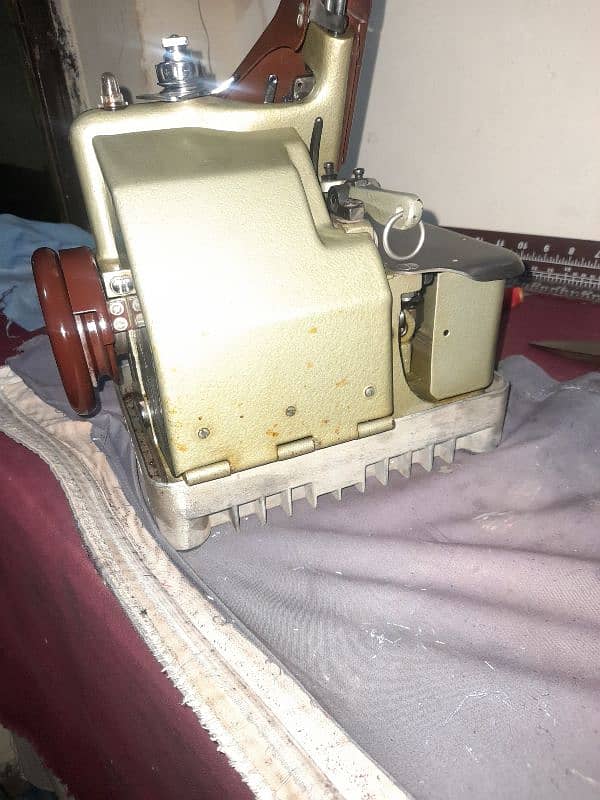 Overlock machine 5