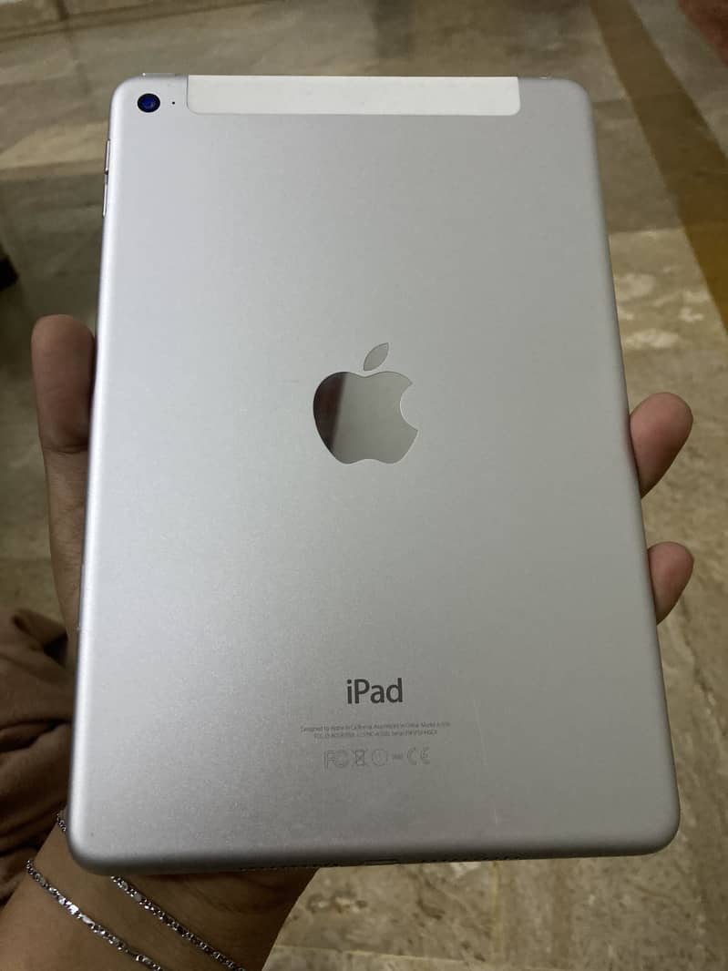 Mini 4he 32gb stand by pe he baqi sab ok he Touch ID be ok he 0