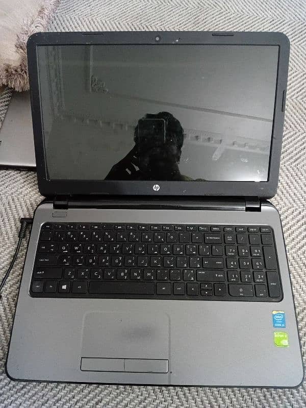 HP Notebook 15 series 0