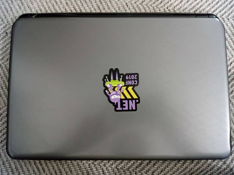 HP Notebook 15 series 4