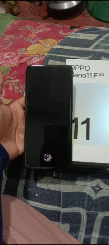 Oppo Reno 11F 5g 8,256 1