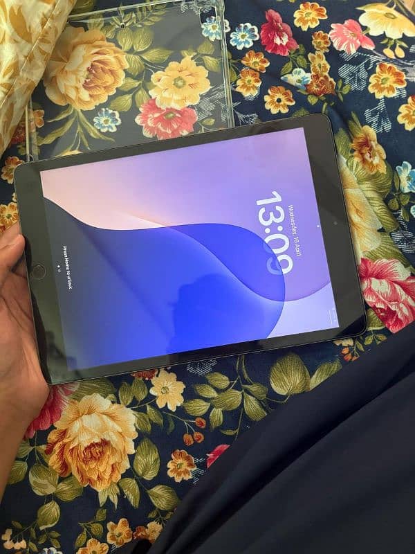 iPad 7th generation 0