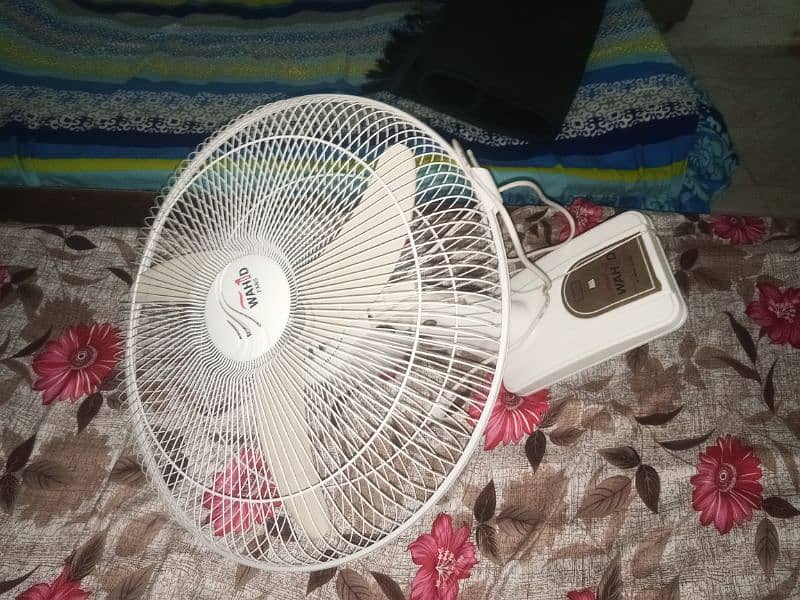 bracket fan and table fan in good condition 0