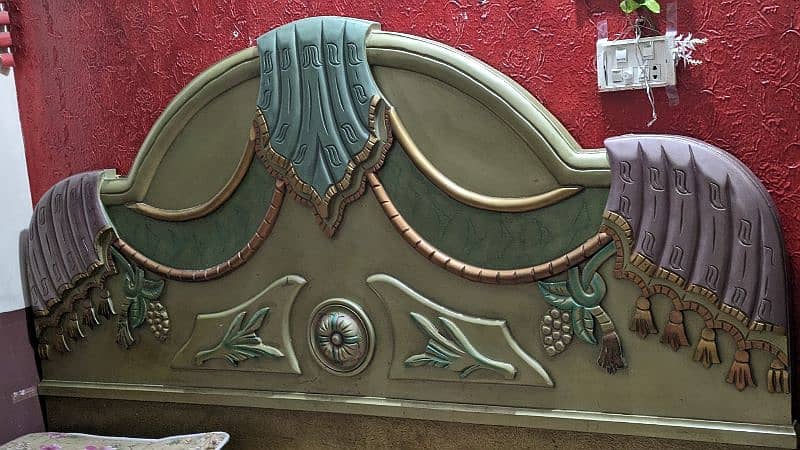 deco bed set for sale urgent need of money. 1